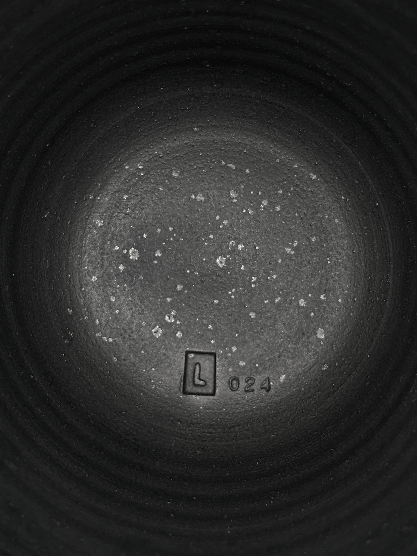 GLASS L024